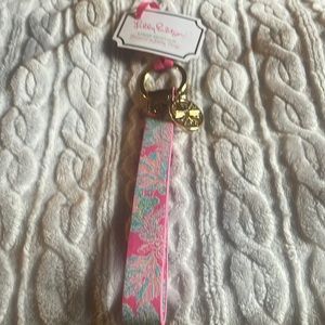 Lilly P., strap key chain